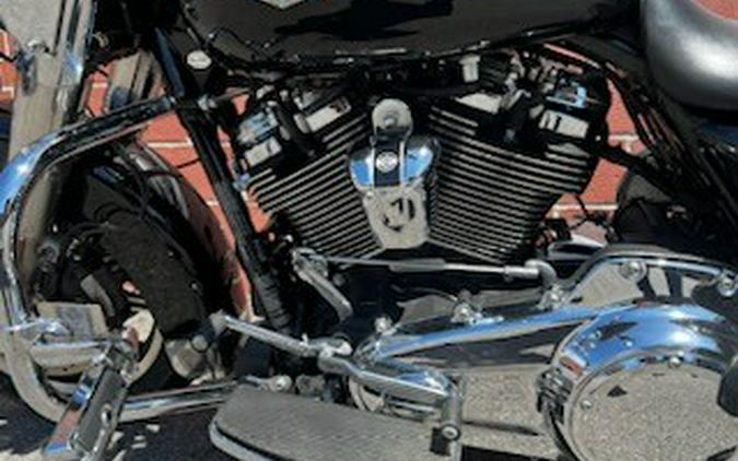 2019 Harley-Davidson® Road King® FLHR