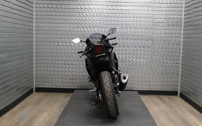 2026 YAMAHA YZFR3 ABS