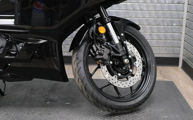 2026 YAMAHA YZFR3 ABS