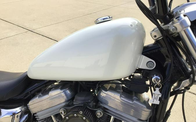 XL 883C 2001 Sportster 883 Custom