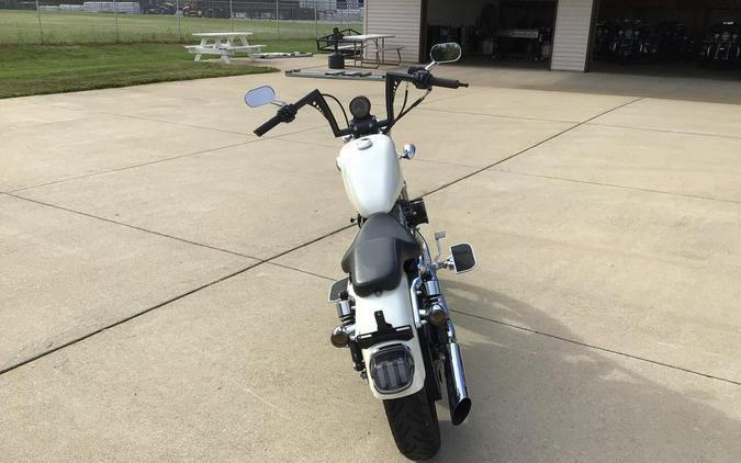 XL 883C 2001 Sportster 883 Custom