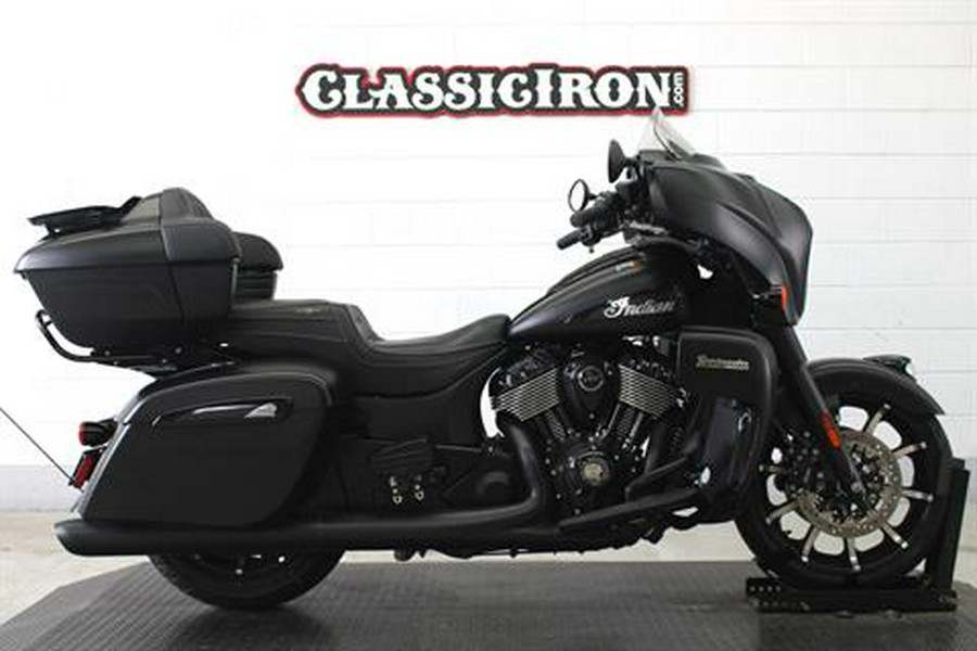 2021 Indian Motorcycle Roadmaster® Dark Horse®