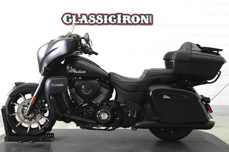 2021 Indian Motorcycle Roadmaster® Dark Horse®