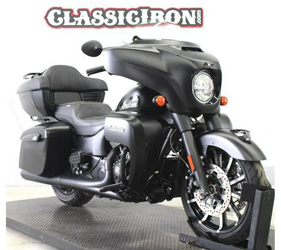 2021 Indian Motorcycle Roadmaster® Dark Horse®