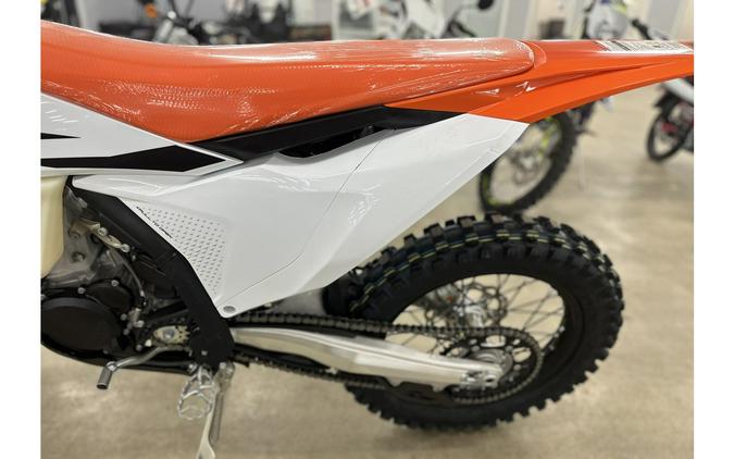 2025 KTM 300 XC