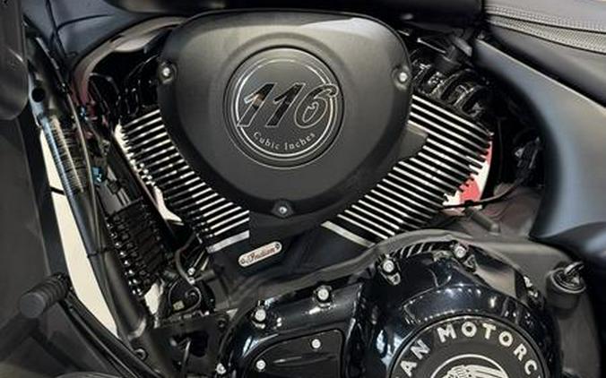 2024 Indian Motorcycle® Roadmaster® Dark Horse® w/Powerband Audio Package Black Smoke