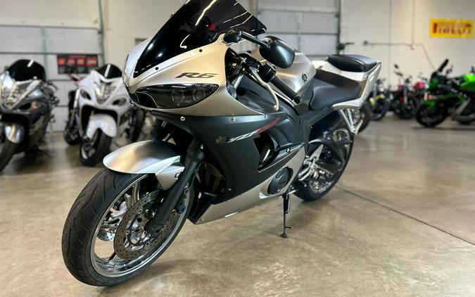 2003 Yamaha YZF-R6