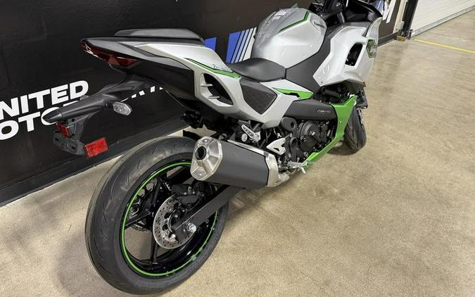 2024 Kawasaki Ninja® 7 Hybrid ABS