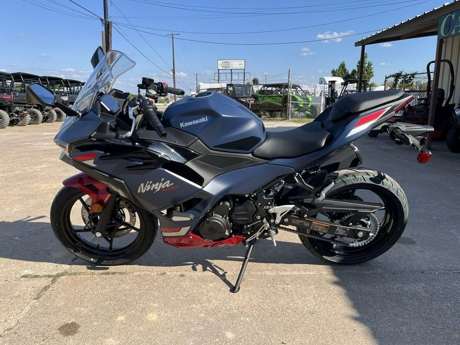 2026 Kawasaki Ninja® 500 SE ABS