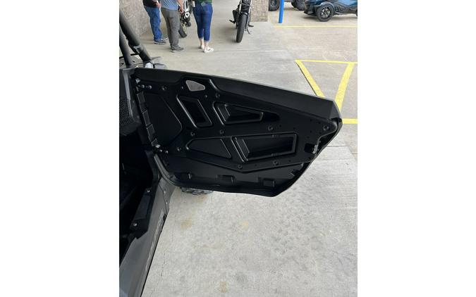 2024 Polaris RZR XP 1000 Ultimate