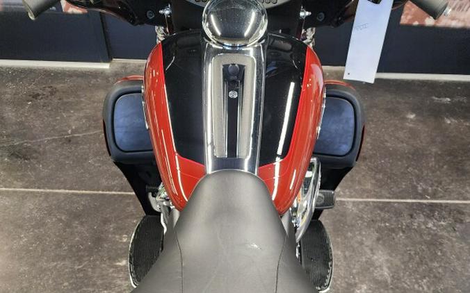 2024 Harley-Davidson Tri Glide Ultra FLHTCUTG RED ROCK/BLACK W/ PINST