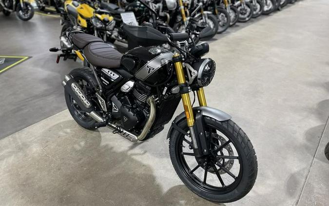 2024 Triumph Scrambler 400 X Phantom Black / Silver Ice