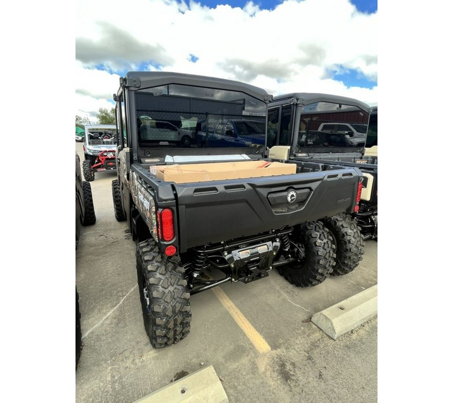 2025 Can-Am™ Defender MAX Limited HD10