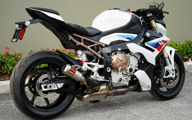2022 BMW S 1000 R Light White/M Motorsport
