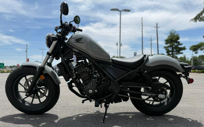 2026 Honda Rebel 300 E-Clutch