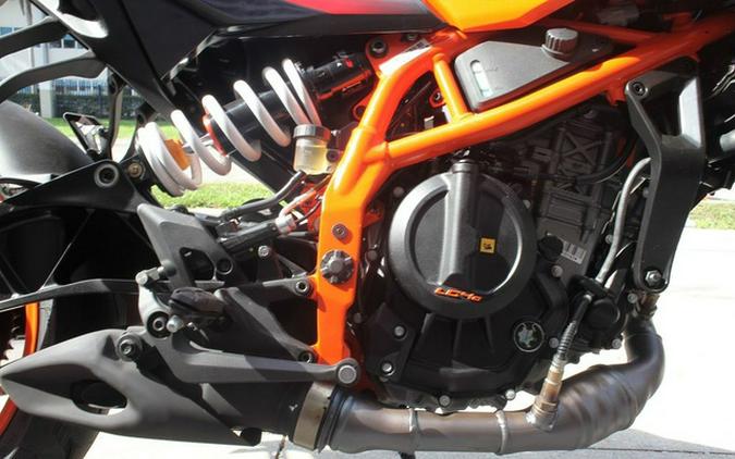 2024 KTM 390 DUKE, Orange - B.D.