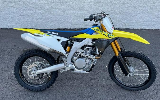 2024 Suzuki RM-Z450 First Look [with RM Army Kit]