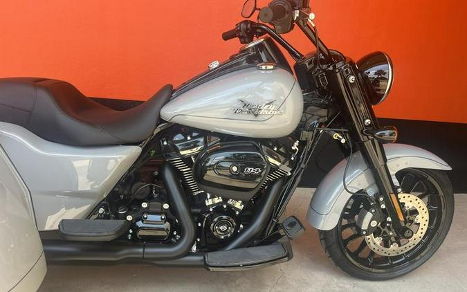 2024 Harley-Davidson® FLRT - Freewheeler®