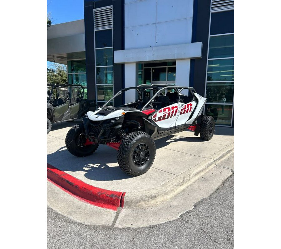 2025 Can-Am Maverick R MAX Base