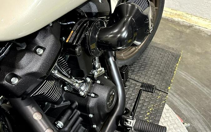 Harley-Davidson® Low Rider® S 2023 FXLRS 059061A WHITE SAND PRL