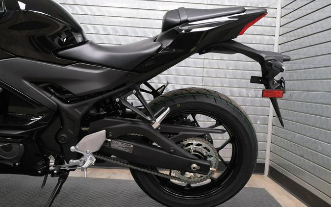 2026 YAMAHA YZFR3 ABS