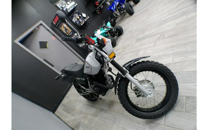 2026 TW200 - Yamaha