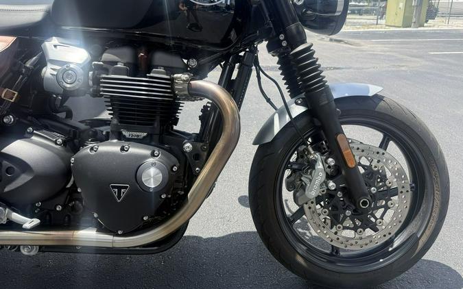 2020 Triumph Speed Twin 1200 Jet Black