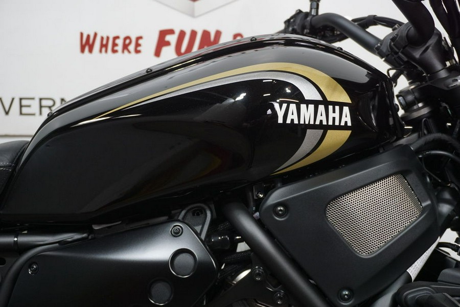 2023 Yamaha XSR700