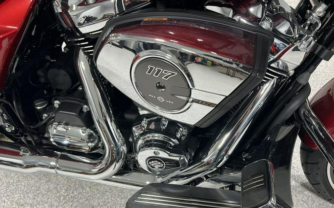 2025 Harley-Davidson FLHX - Street Glide