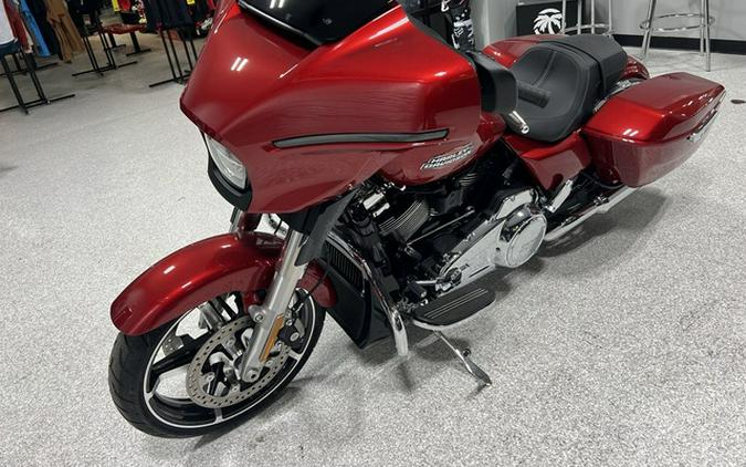 2025 Harley-Davidson FLHX - Street Glide