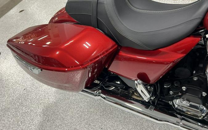2025 Harley-Davidson FLHX - Street Glide