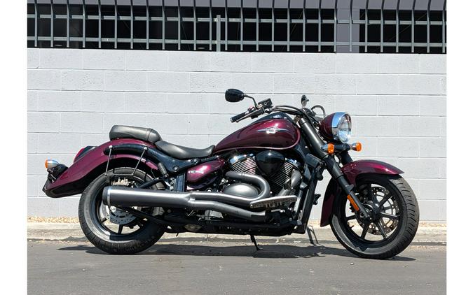 2015 Boulevard C90 B.O.S.S. - Suzuki