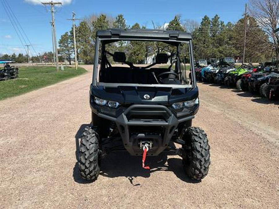 2024 Can-Am Defender Pro XT