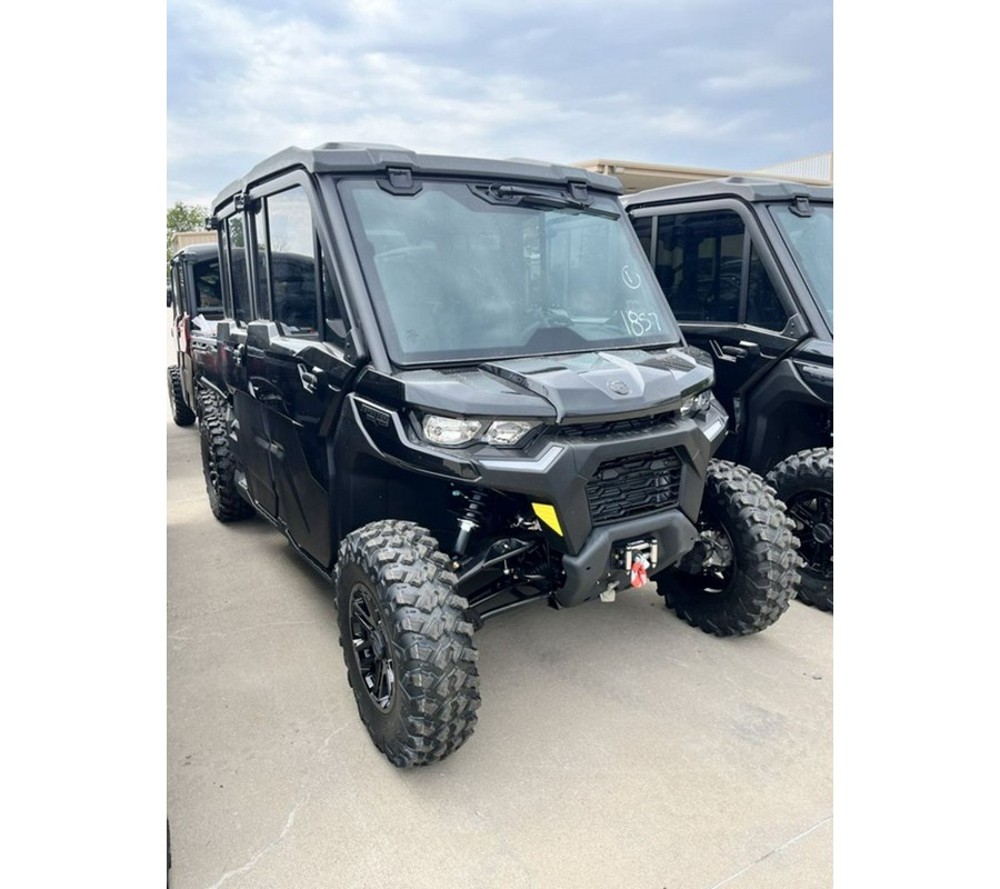 2025 Can-Am™ Defender MAX Limited HD10