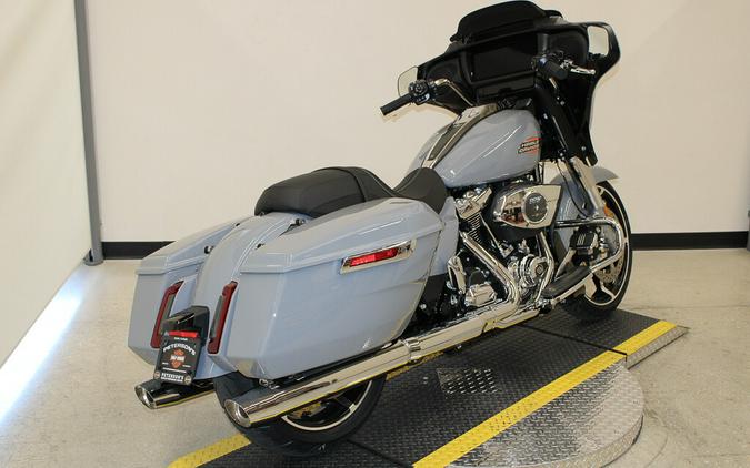 2026 Harley-Davidson Street Glide Grand American Touring FLHX