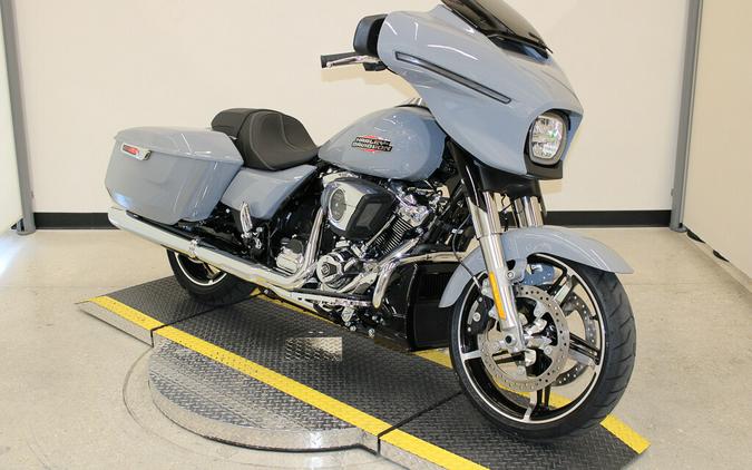 2026 Harley-Davidson Street Glide Grand American Touring FLHX