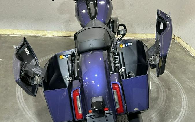 Harley-Davidson® Street Glide® 2026 Purple Abyss Black Trim