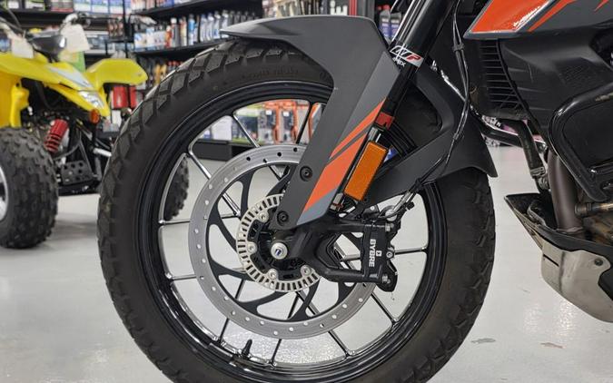 2022 KTM Adventure 390