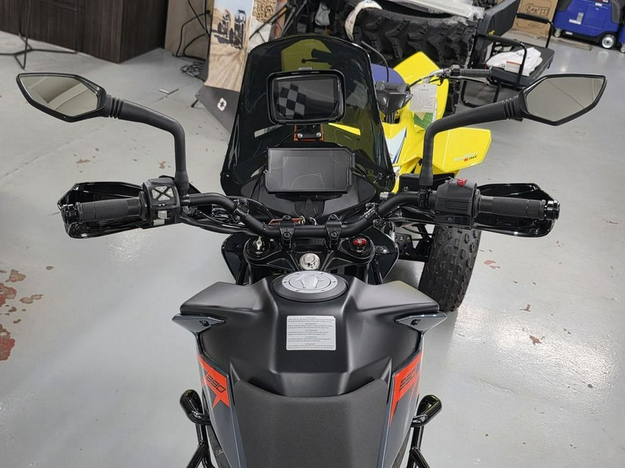 2022 KTM Adventure 390