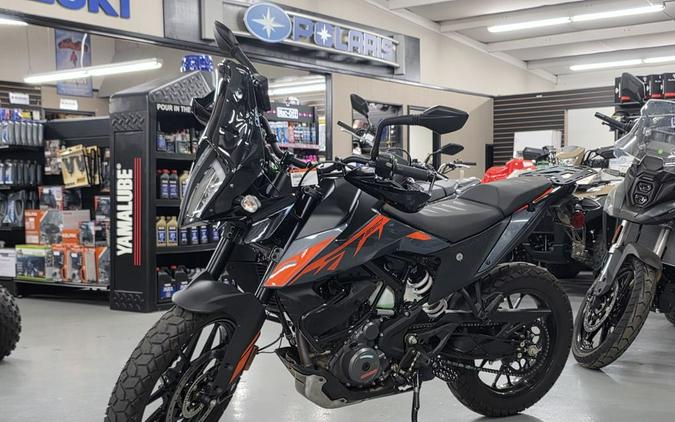 2022 KTM Adventure 390