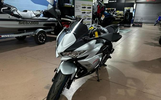 2026 Kawasaki Ninja® 650 ABS