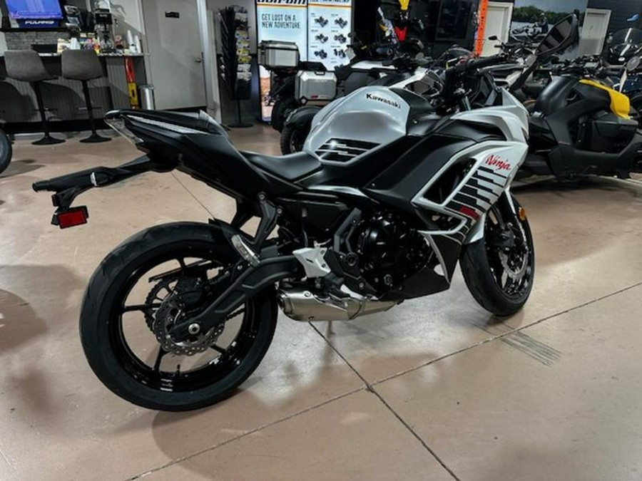 2026 Kawasaki Ninja® 650 ABS