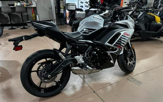2026 Kawasaki Ninja® 650 ABS