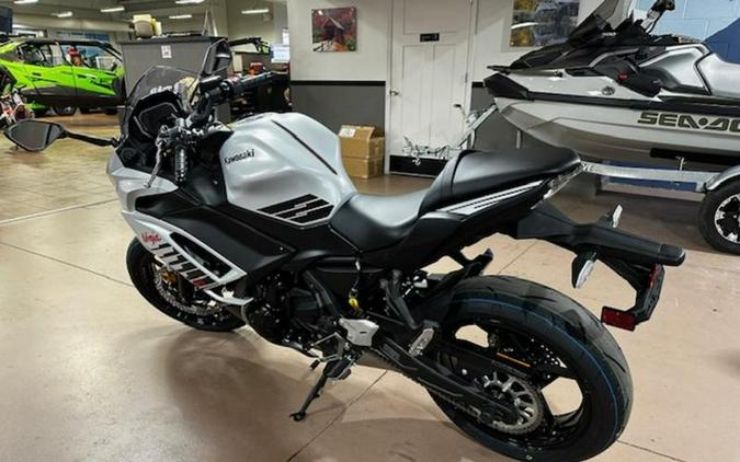 2026 Kawasaki Ninja® 650 ABS