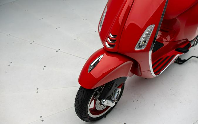 2023 Vespa Elettrica Red 70 KM/H