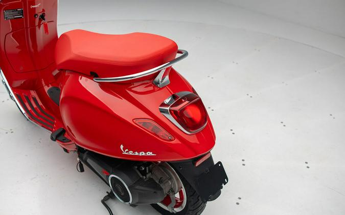 2023 Vespa Elettrica Red 70 KM/H