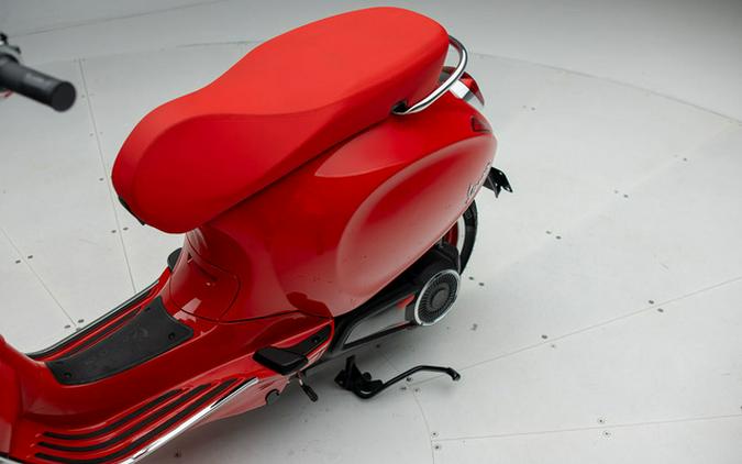 2023 Vespa Elettrica Red 70 KM/H