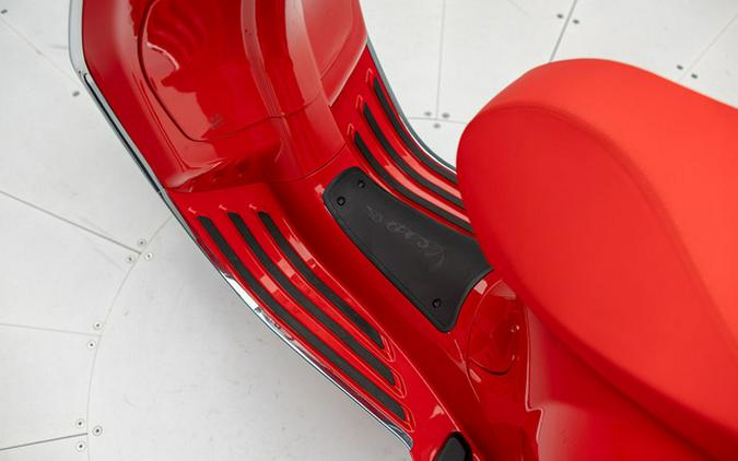 2023 Vespa Elettrica Red 70 KM/H