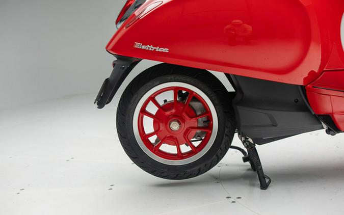 2023 Vespa Elettrica Red 70 KM/H