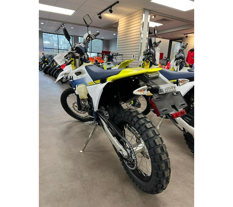 2024 Husqvarna FE 350s